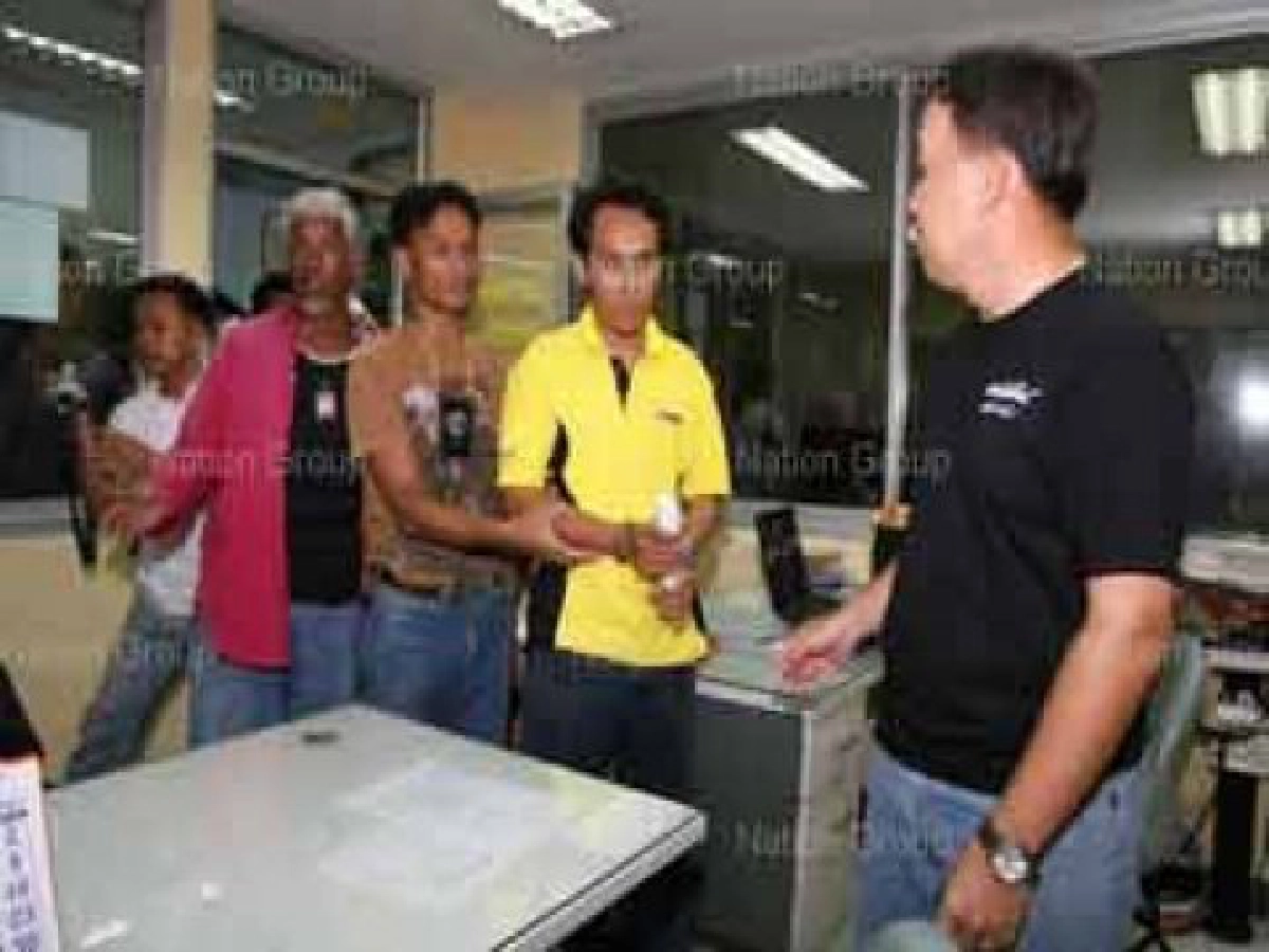 จนมุมคราบเลือด...มัดฆ่าสาวอมรินทร์ จนมุมคราบเลือด...มัดฆ่าสาวอมรินทร์