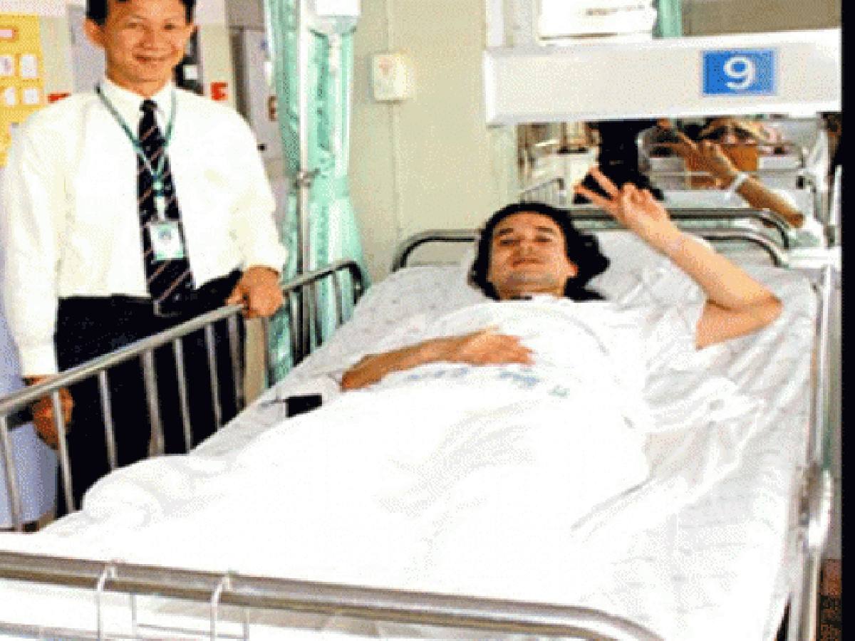 นักร้องดัง"เดวิด อินธี"รถคว่ำหวิดดับ นักร้องดัง"เดวิด อินธี"รถคว่ำหวิดดับ