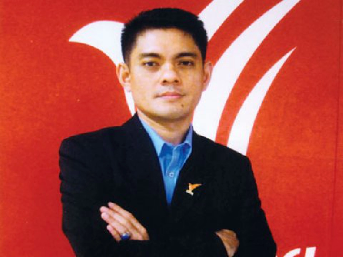 เสิร์ฟข่าวเม้าท์แตก (ศุกร์ที่ 29 พ.ค.52)
เสิร์ฟข่าวเม้าท์แตก (ศุกร์ที่ 29 พ.ค.52)