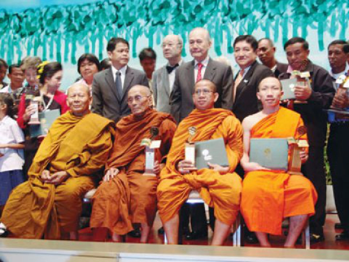 พระนักอนุรักษ์
'กิจของสงฆ์' ที่สืบมาแต่พุทธกาล

