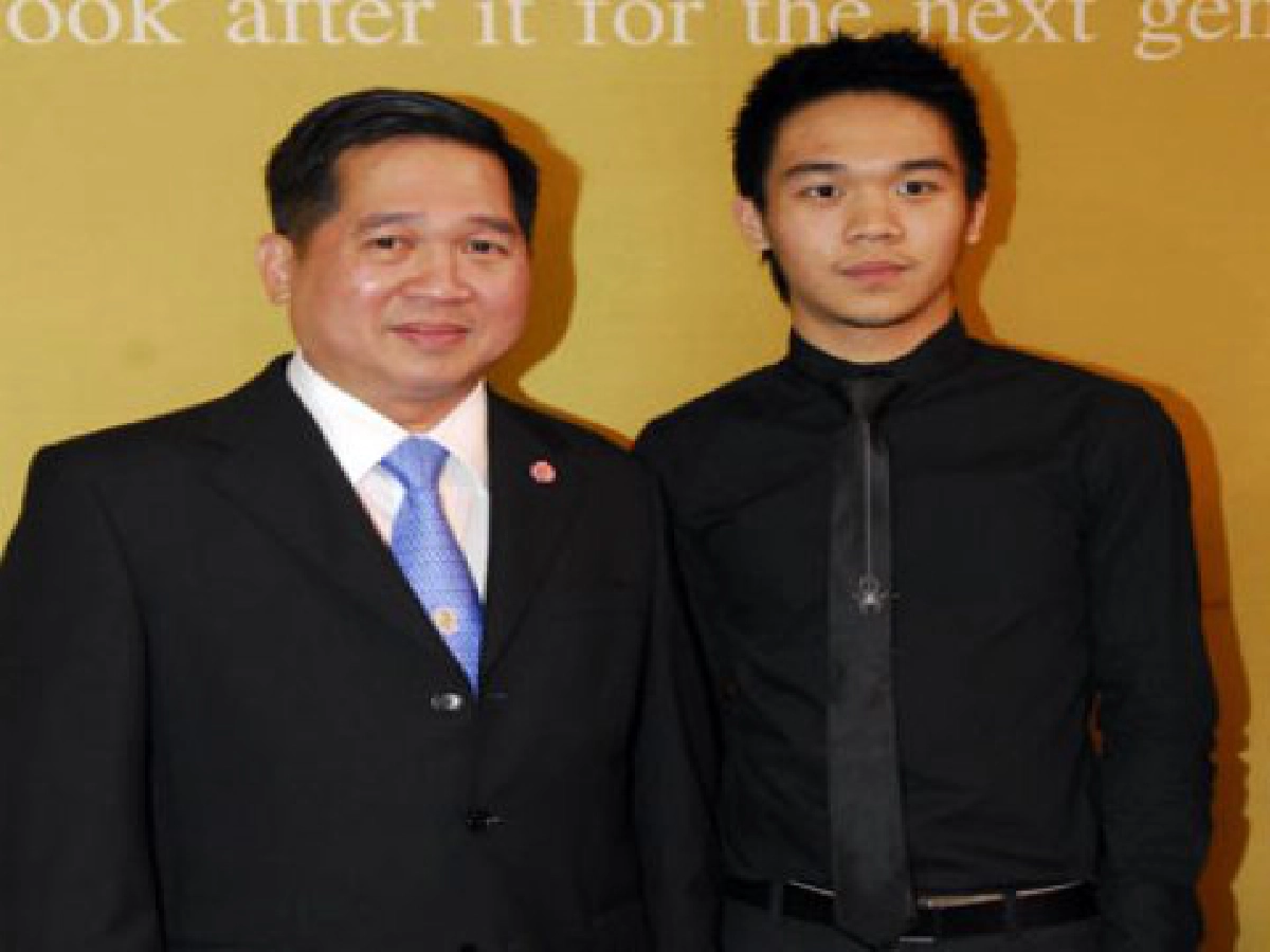 เชียร์ตลอด... เชียร์ตลอด...