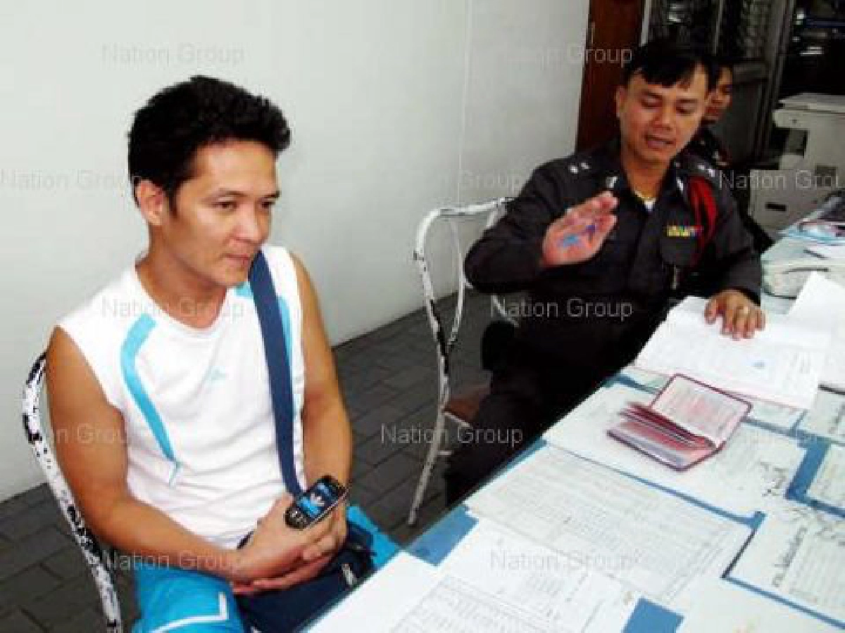หนุ่มปินส์ร้องตร.ปฏิบัติหน้าที่ไม่ถูกต้อง หนุ่มปินส์ร้องตร.ปฏิบัติหน้าที่ไม่ถูกต้อง