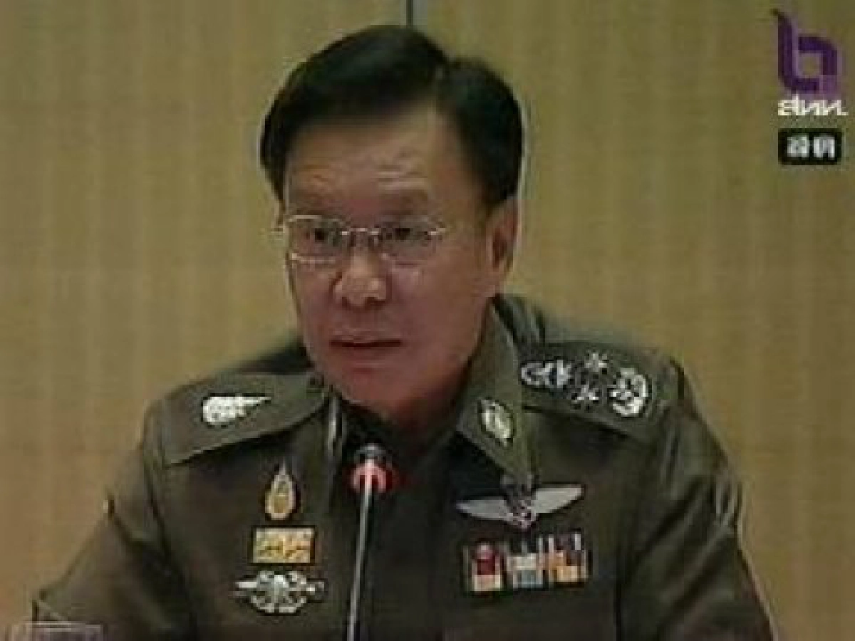 อภิสิทธิ์จี้ผบ.ตร.เคลียร์ปัญหาคลองเตย