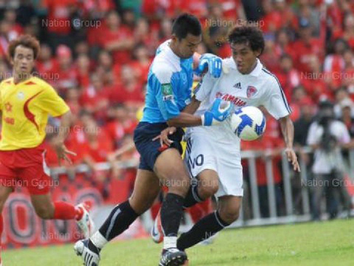 โจ้ซัดนำชัย โอสถฆ่ากิเลน แต้มเท่าจ่าฝูง บอลไทยลีก โจ้ซัดนำชัย โอสถฆ่ากิเลน แต้มเท่าจ่าฝูง บอลไทยลีก