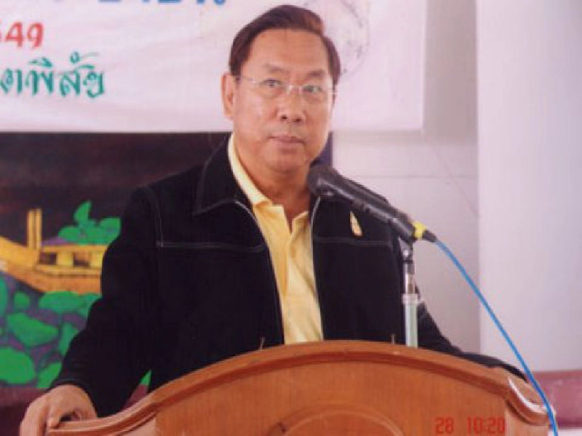 สร้าง "ศูนย์แสดงพันธุ์สัตว์น้ำเฉลิมพระเกียรติ"
อบจ.นครสวรรค์ ทุ่ม 200 ล. ฟื้นบึงบอระเพ็ด

