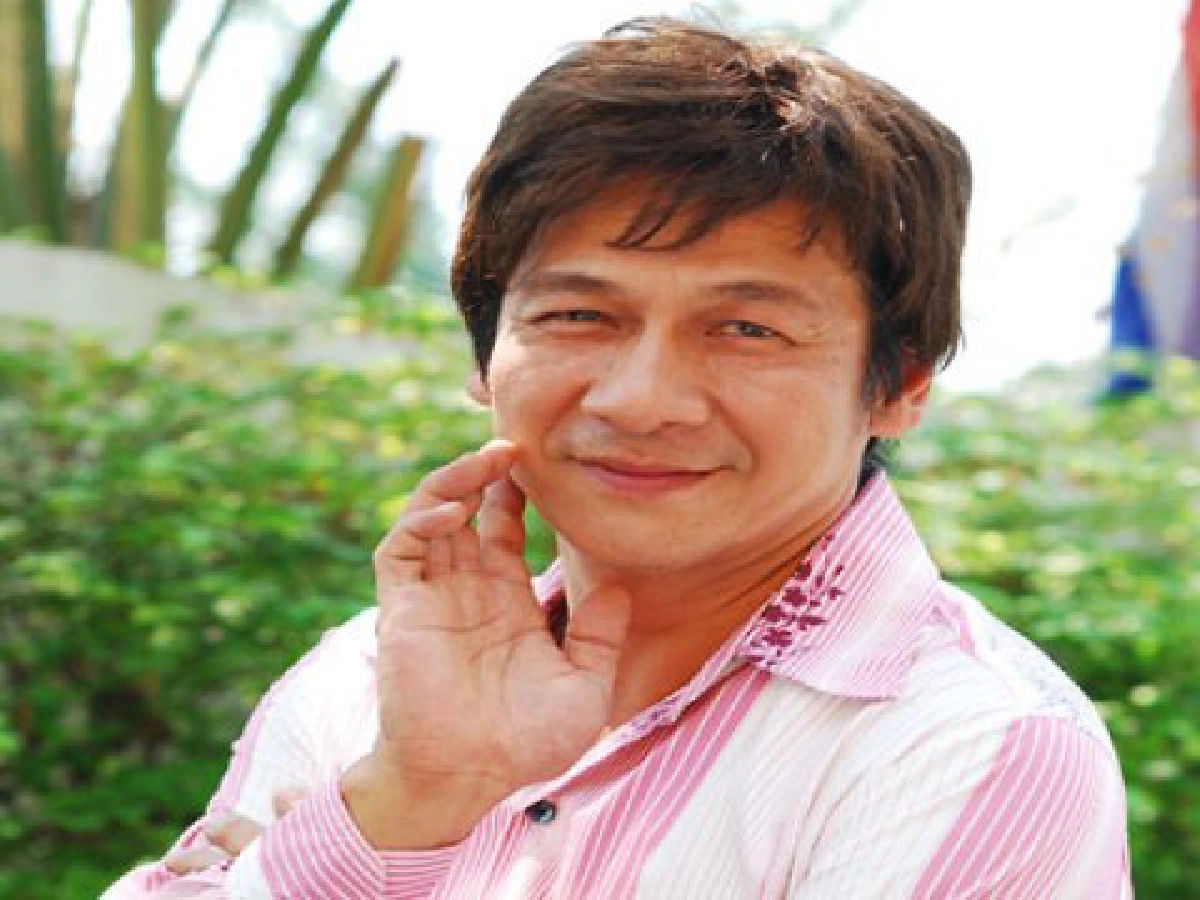 เม้าท์นอกจอ (พุธที่ 17 มิ.ย.52)
เม้าท์นอกจอ (พุธที่ 17 มิ.ย.52)