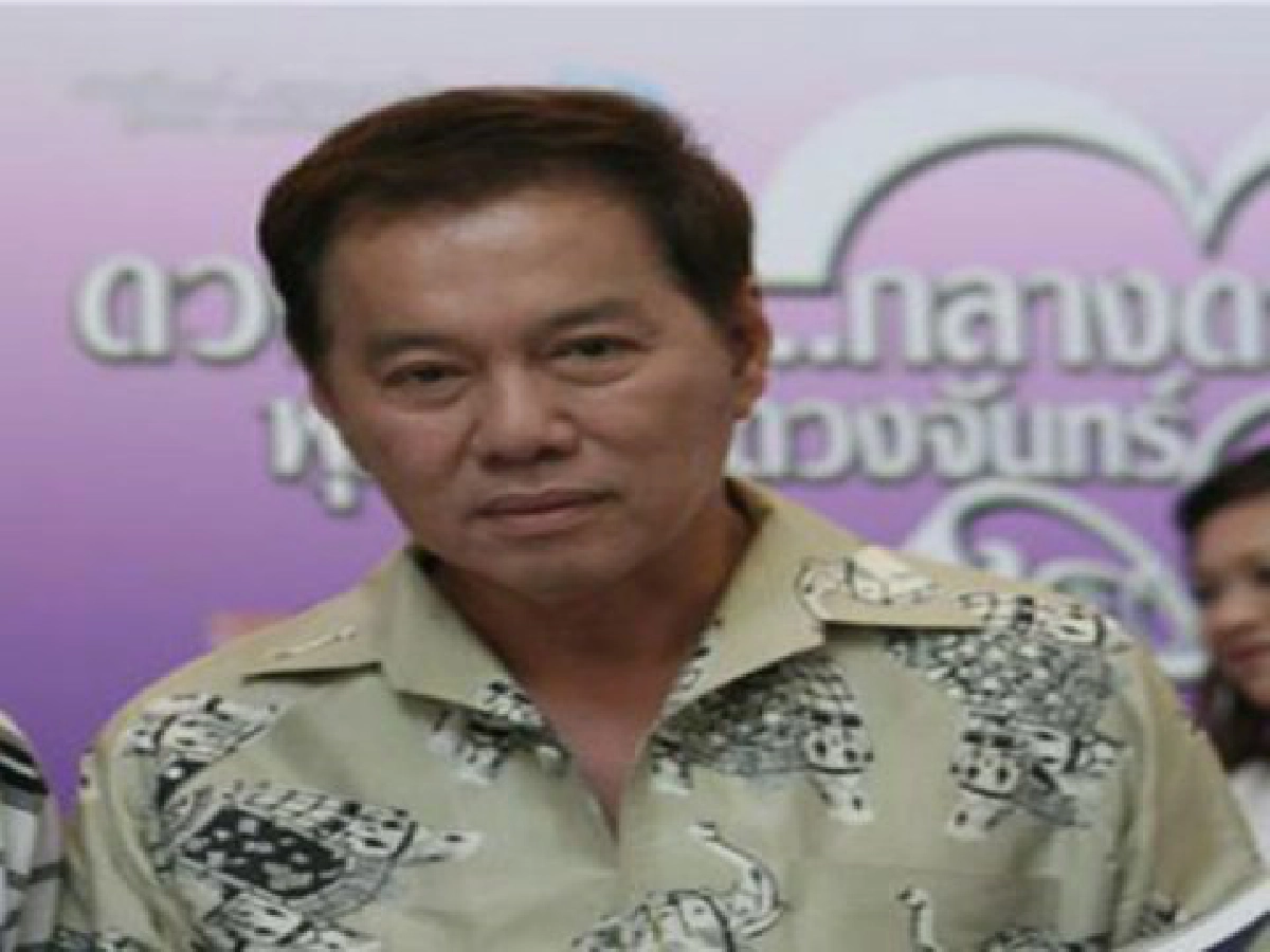 คนลูกทุ่งห่วงยืดเยื้อ
ศึกสายเลือดพุ่มพวง

