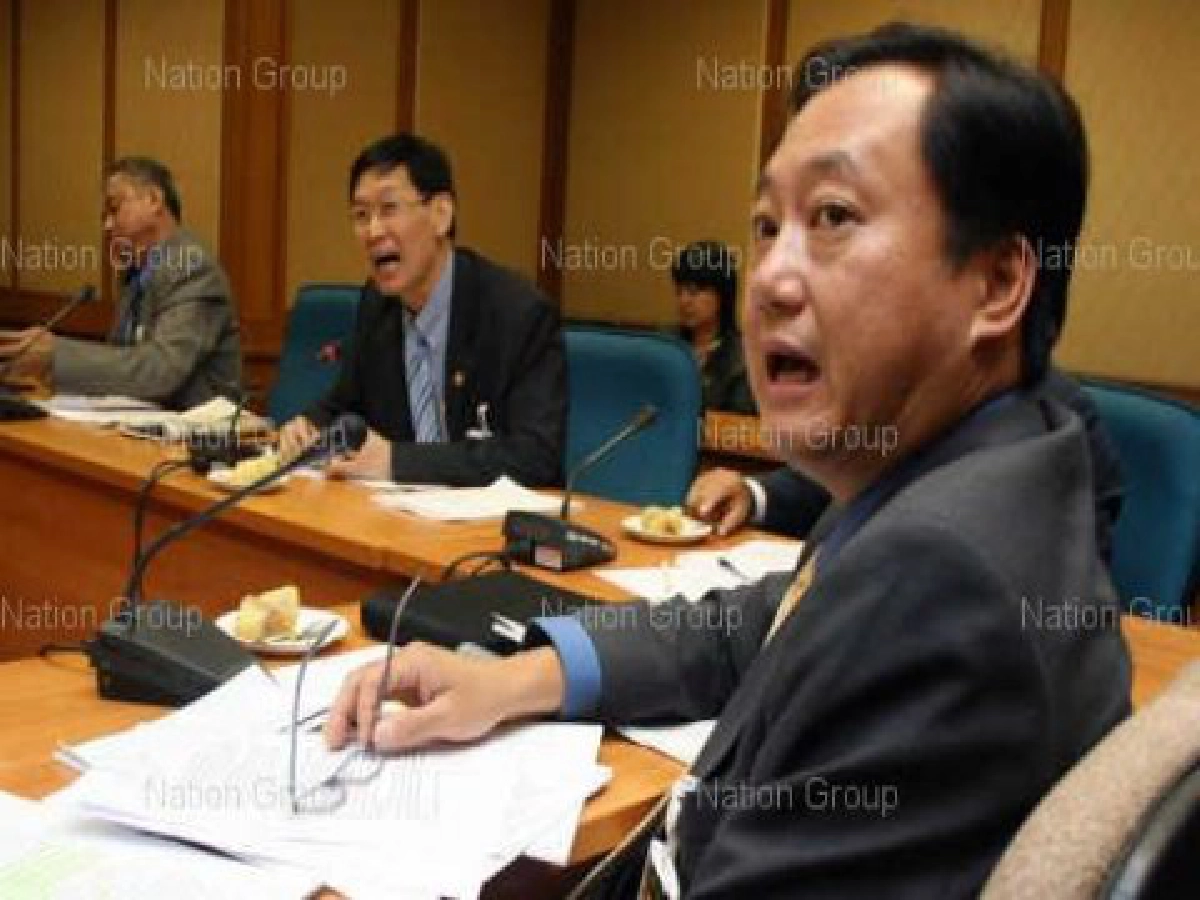 "วุฒิ"คว่ำพ.ร.ก.ขึ้นภาษีสรรพามิตน้ำมัน "วุฒิ"คว่ำพ.ร.ก.ขึ้นภาษีสรรพามิตน้ำมัน