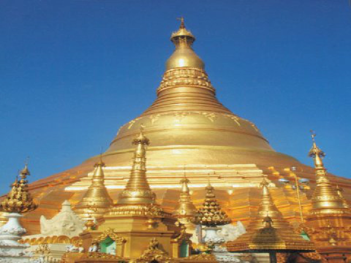 สักการะ 'พระธาตุอินทร์แขวน'
พระมหาเจดีย์ 'ชเวดากอง'
สักการะ 'พระธาตุอินทร์แขวน'
พระมหาเจดีย์ 'ชเวดากอง'