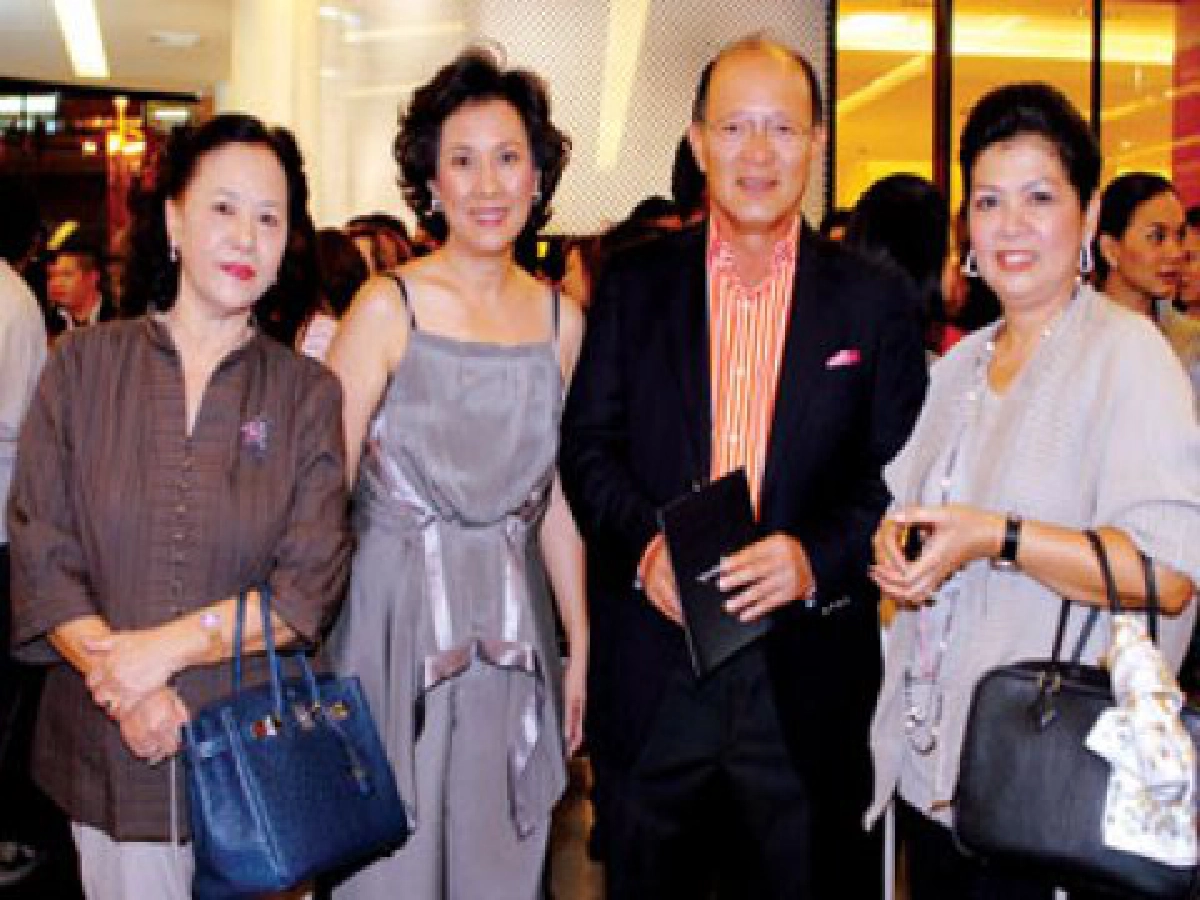 "ซูเปอร์คาร์-นาฬิกาสุดหรู"ของเล่นคนมีกะตังค์