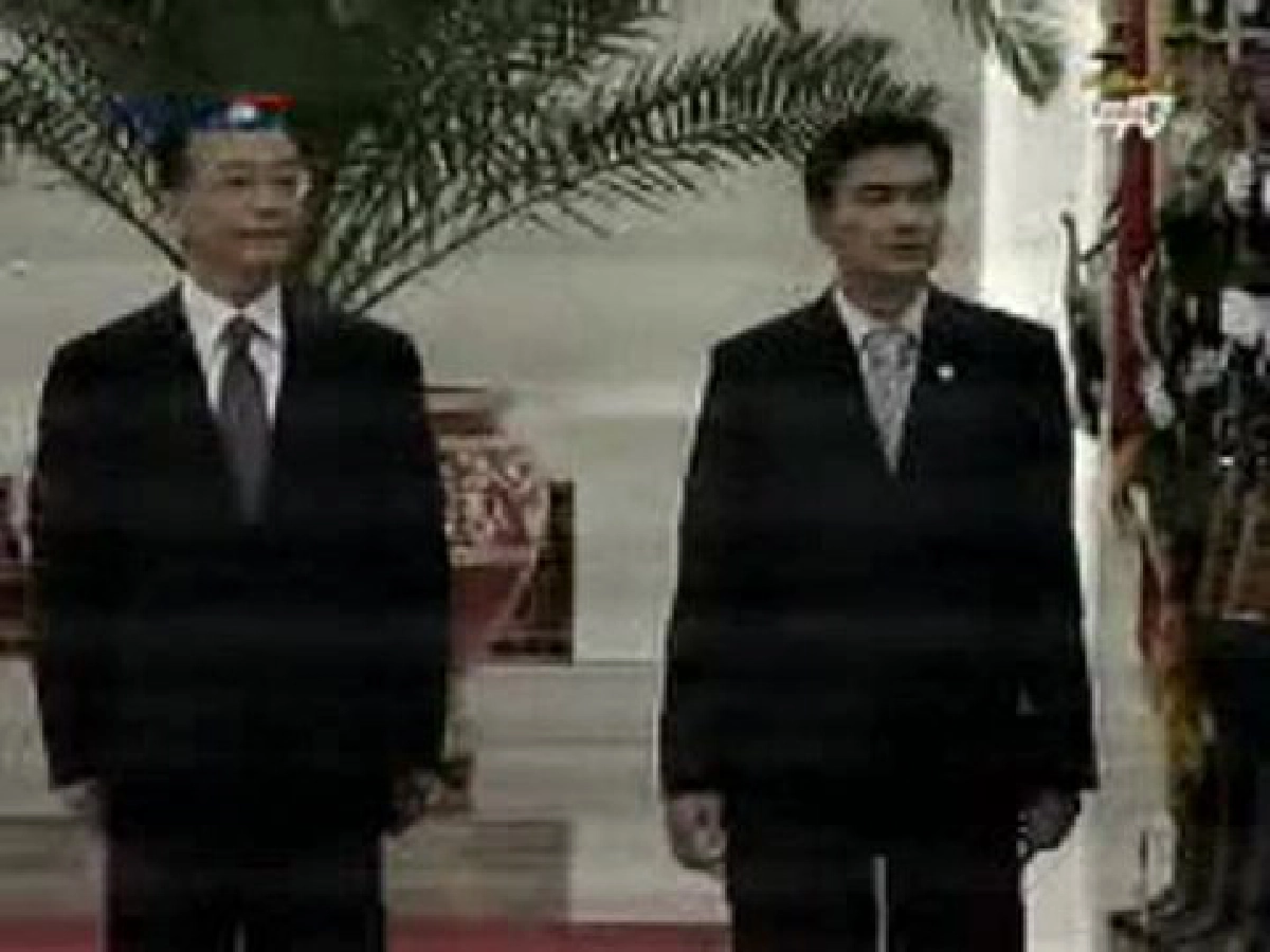 เพื่อไทยแฉมีขบวนการปูดแผนตากสิน2 เพื่อไทยแฉมีขบวนการปูดแผนตากสิน2