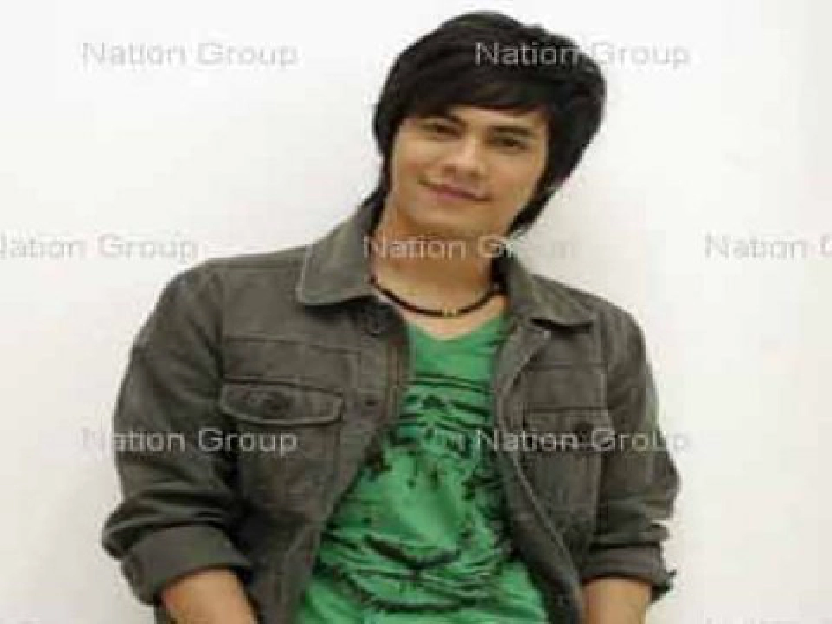 "ซี"เลื่อนบวชเมินภาพหลุดคู่เอมี่ "ซี"เลื่อนบวชเมินภาพหลุดคู่เอมี่