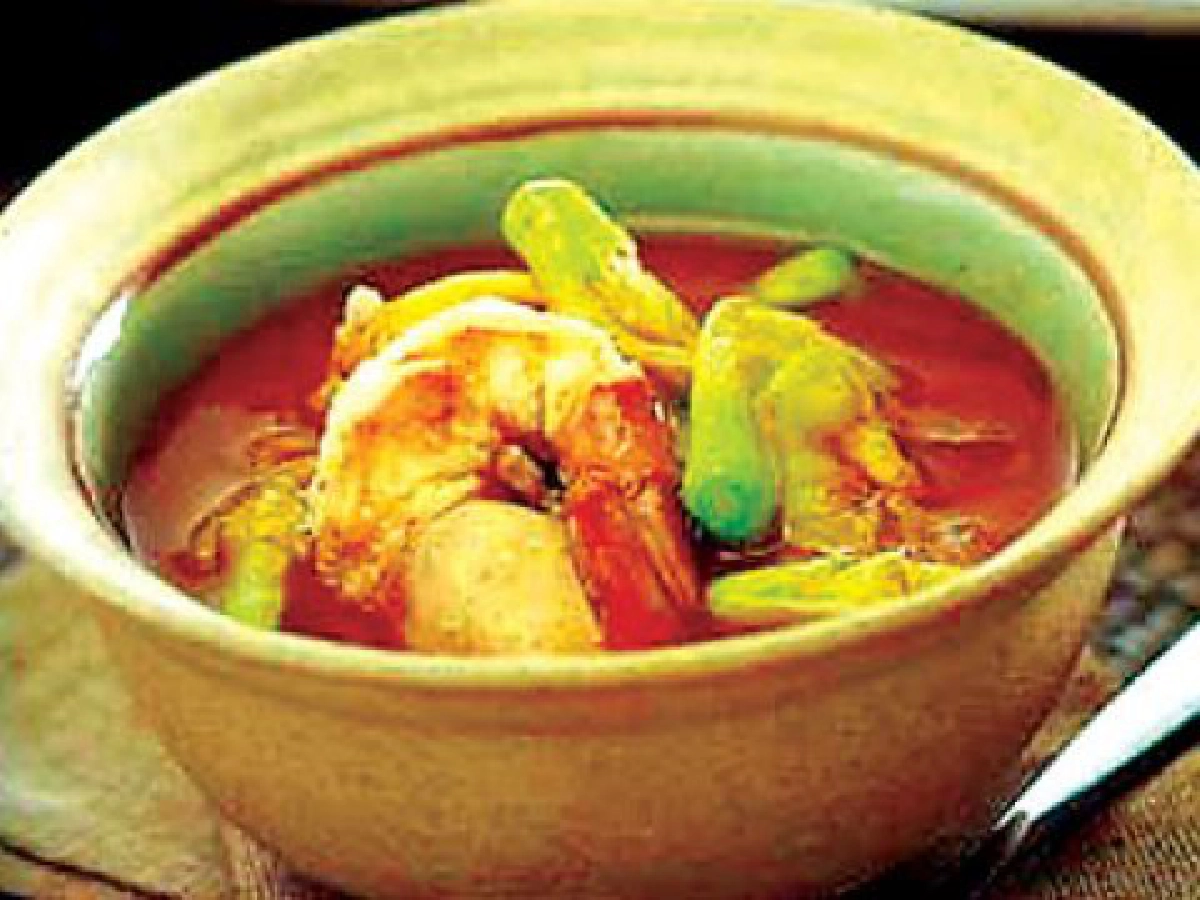 จานฮอต - แกงส้มกุ้งดอกแค จานฮอต - แกงส้มกุ้งดอกแค