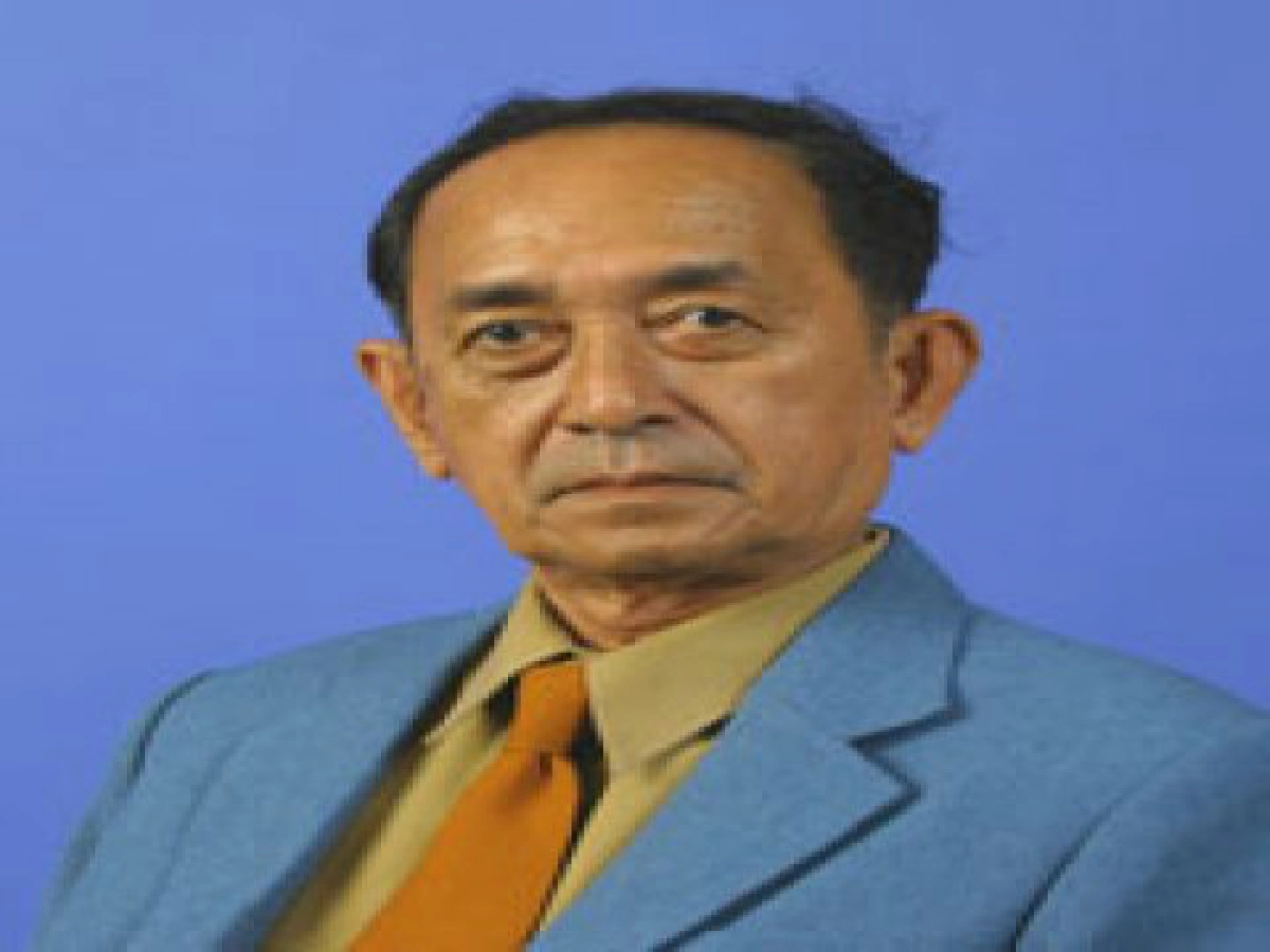 "แคน สังคีต"นักแปลชื่อดังเสียชีวิตแล้ว "แคน สังคีต"นักแปลชื่อดังเสียชีวิตแล้ว