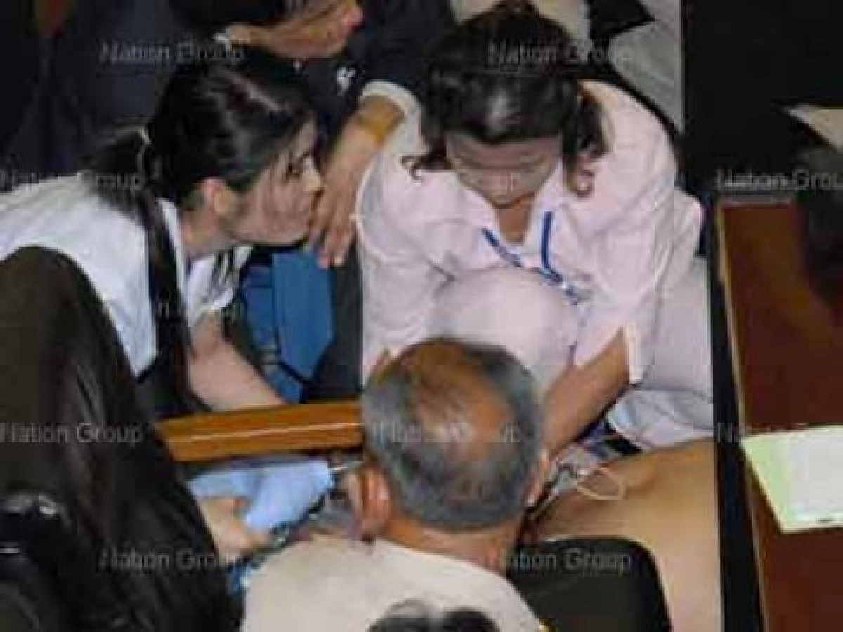 นายกอบต.ร้อยเอ็ดช็อกดับคารัฐสภา นายกอบต.ร้อยเอ็ดช็อกดับคารัฐสภา