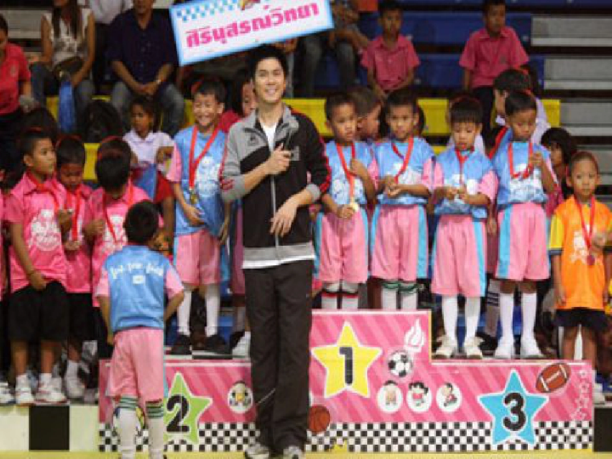 ไฮไลท์ทีวี (พุธที่ 15 ก.ค. 52)
ไฮไลท์ทีวี (พุธที่ 15 ก.ค. 52)