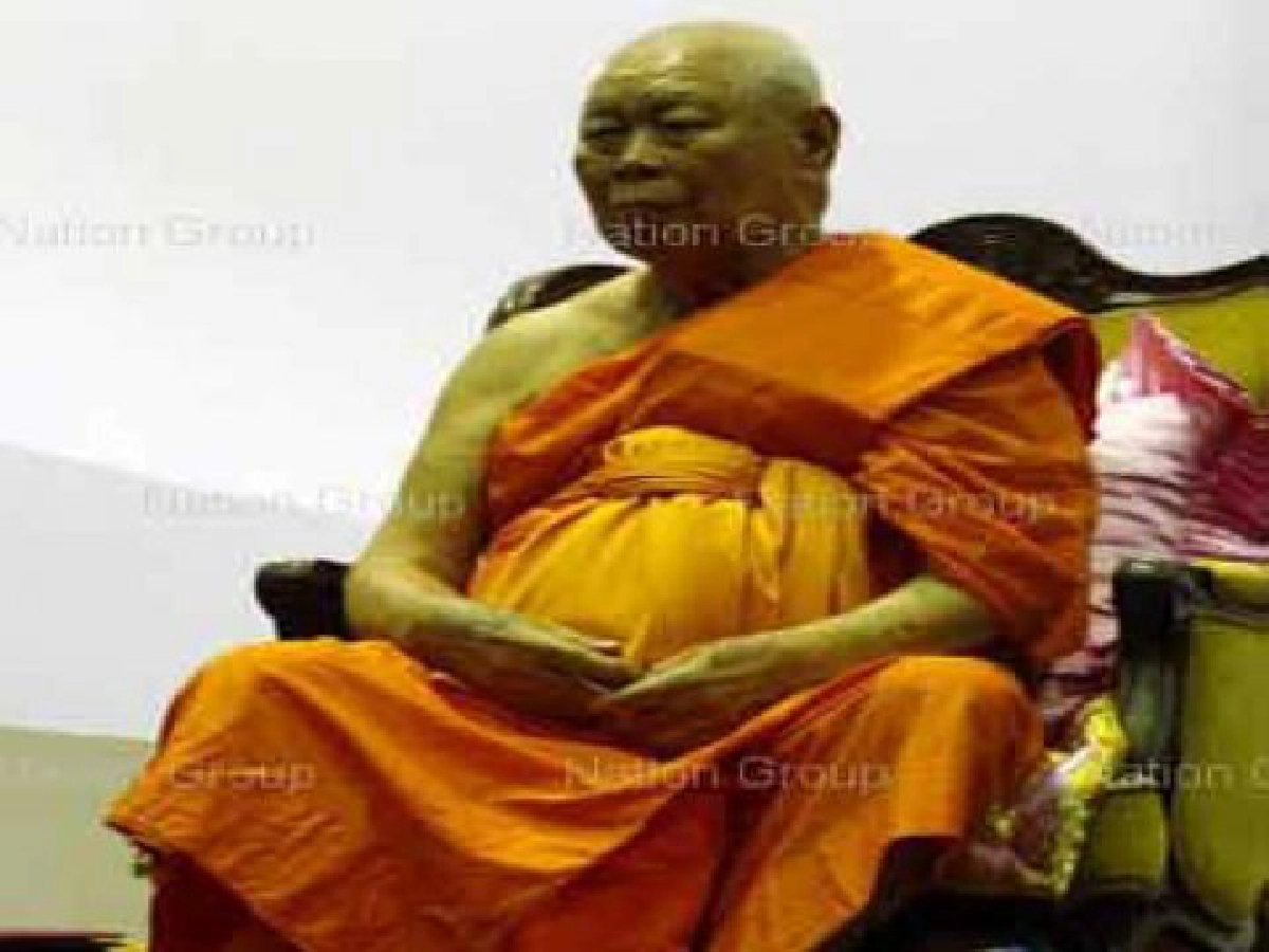 สมเด็จเกี่ยวเห็นใจอภิสิทธิ์รับภาระหนักอึ้ง