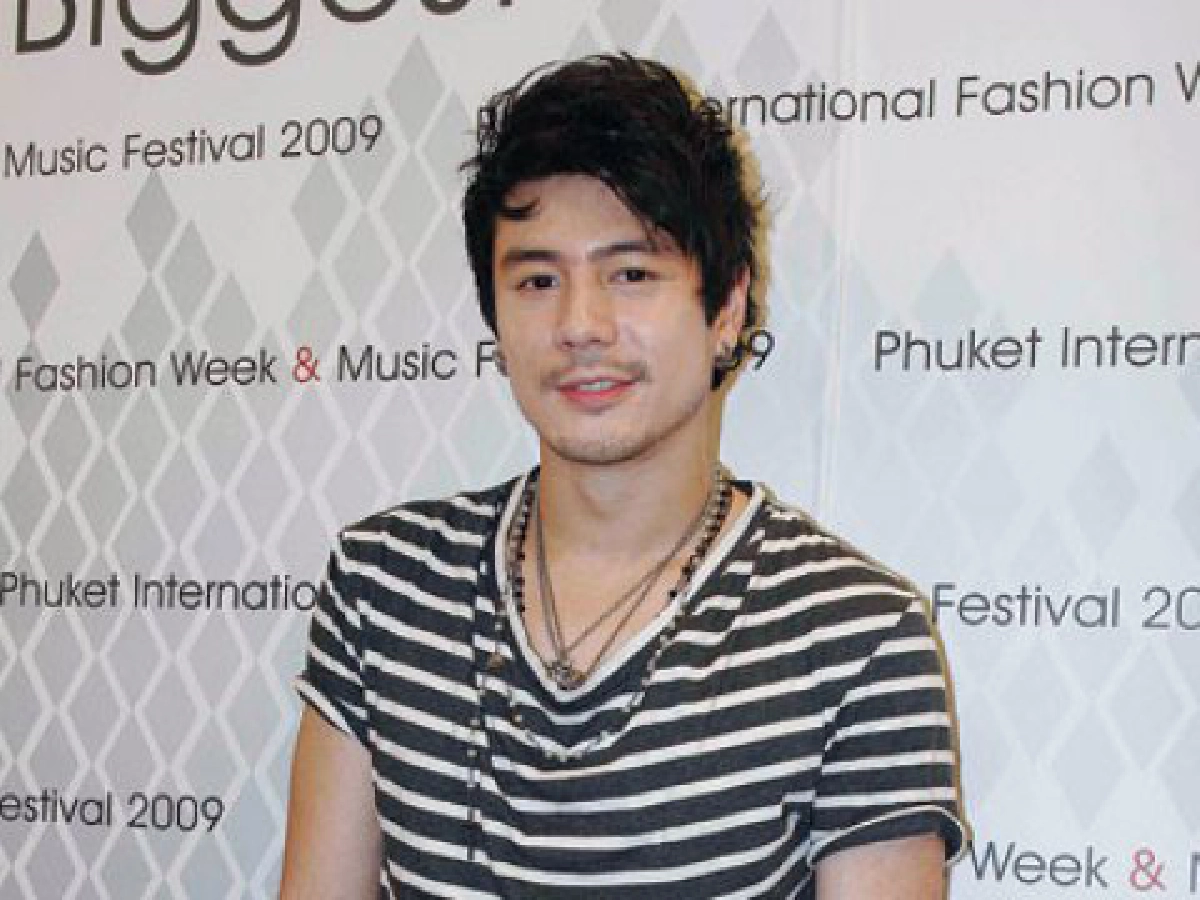 เม้าท์นอกจอ (ศุกร์ที่ 17 ก.ค.52)
เม้าท์นอกจอ (ศุกร์ที่ 17 ก.ค.52)