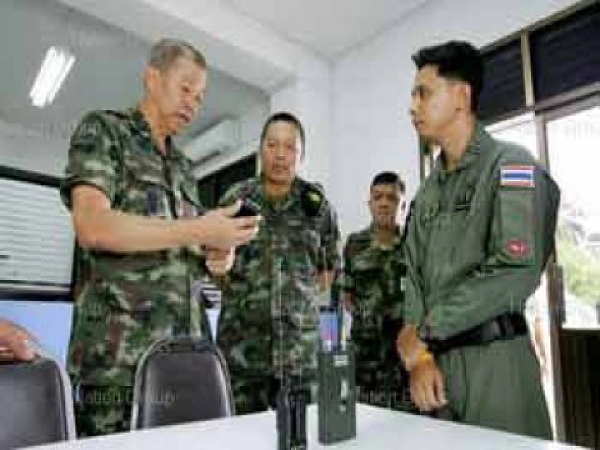 ทหารเคลียร์พื้นที่-พลเรือนพัฒนา! ทหารเคลียร์พื้นที่-พลเรือนพัฒนา!
