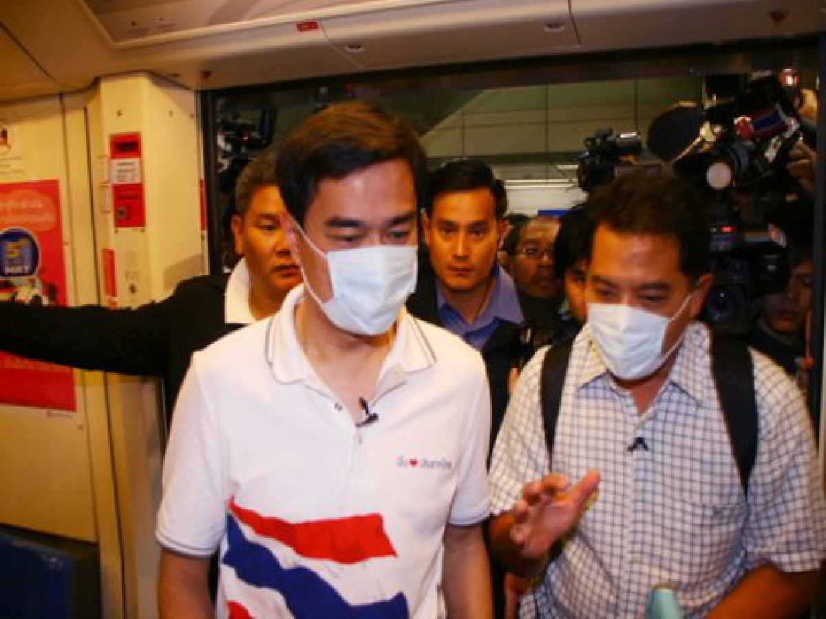 ยันหน้ากาก-เจลล้างมือไม่ขาดตลาดพาณิชย์ขอผู้ผลิตผลิตเพิ่ม-ส่งธงฟ้าขายสกัดโก่งราคา ยันหน้ากาก-เจลล้างมือไม่ขาดตลาดพาณิชย์ขอผู้ผลิตผลิตเพิ่ม-ส่งธงฟ้าขายสกัดโก่งราคา