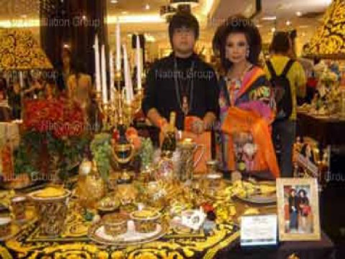 งานศิลป์บนโต๊ะอาหาร งานศิลป์บนโต๊ะอาหาร