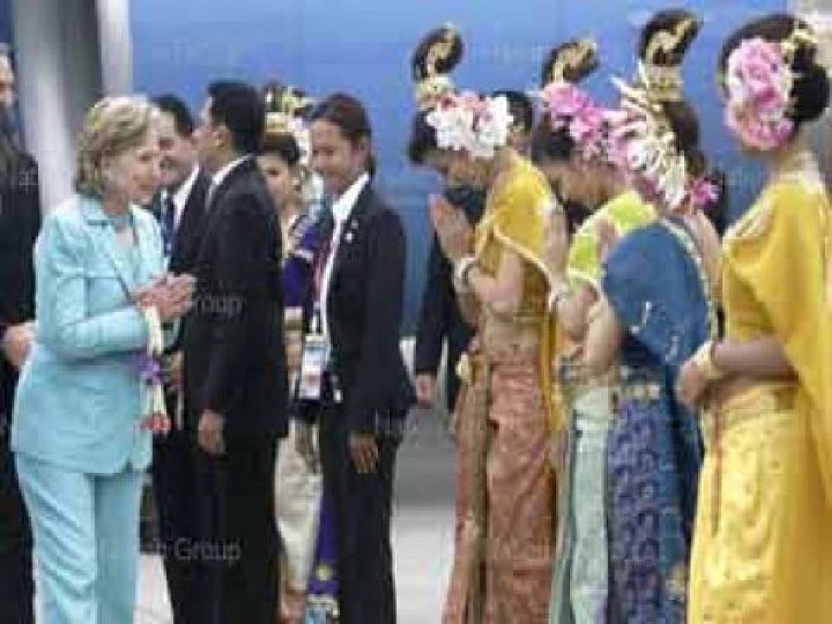 "ฮิลลารี"ห่วงประเด็น"เกาหลีเหนือ-พม่า" "ฮิลลารี"ห่วงประเด็น"เกาหลีเหนือ-พม่า"