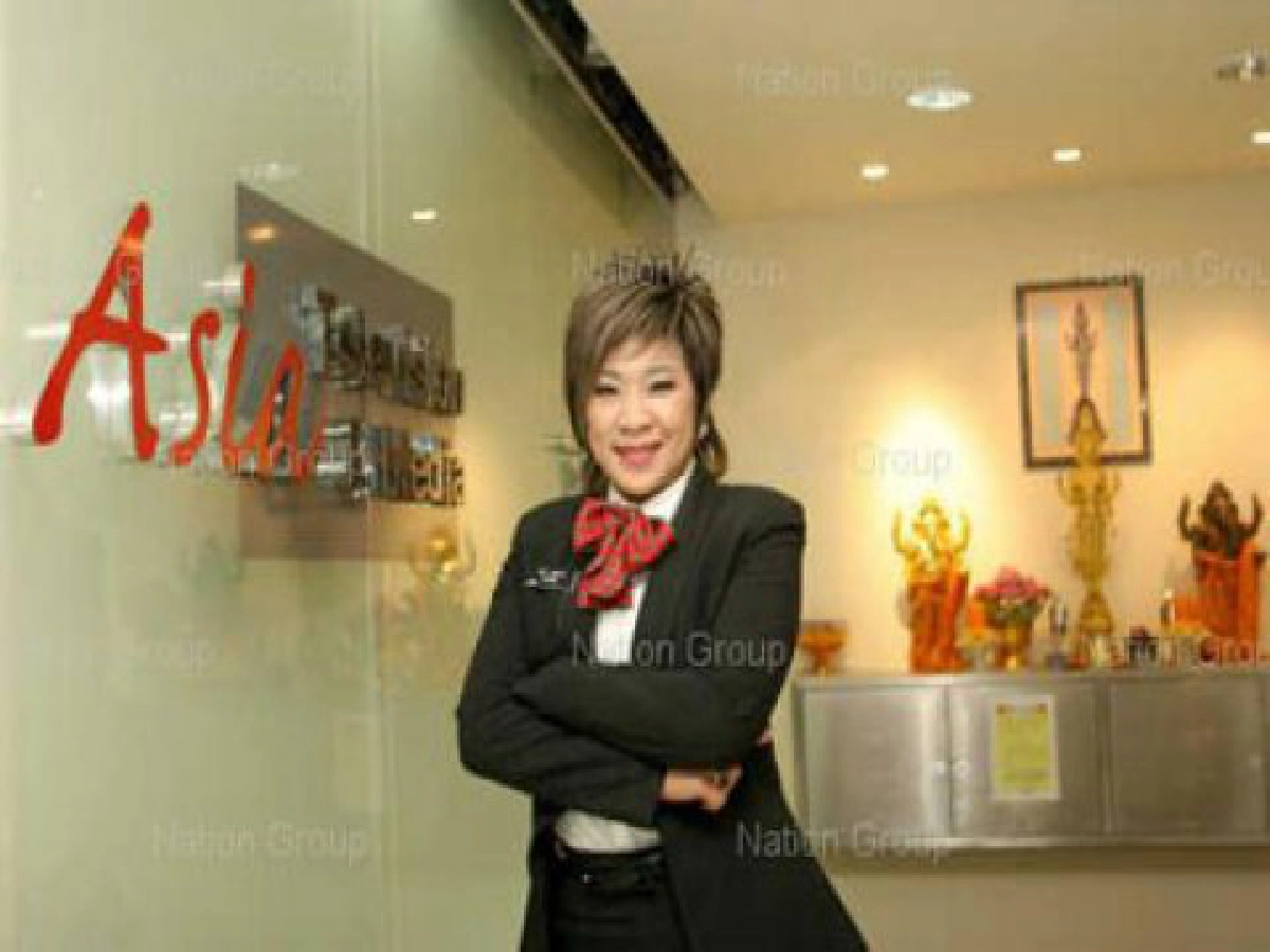 คมเคียวคมปากกา - คอนเสิร์ตขายเพลง
คมเคียวคมปากกา - คอนเสิร์ตขายเพลง