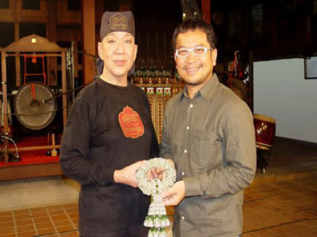 ดอกไม้ไทย เบ่งบานในใจผู้คน
ดอกไม้ไทย เบ่งบานในใจผู้คน