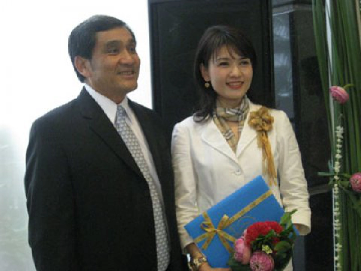 ยกย่อง "สตรีไทยตัวอย่าง" สร้างสังคมเป็นสุข
ยกย่อง "สตรีไทยตัวอย่าง" สร้างสังคมเป็นสุข