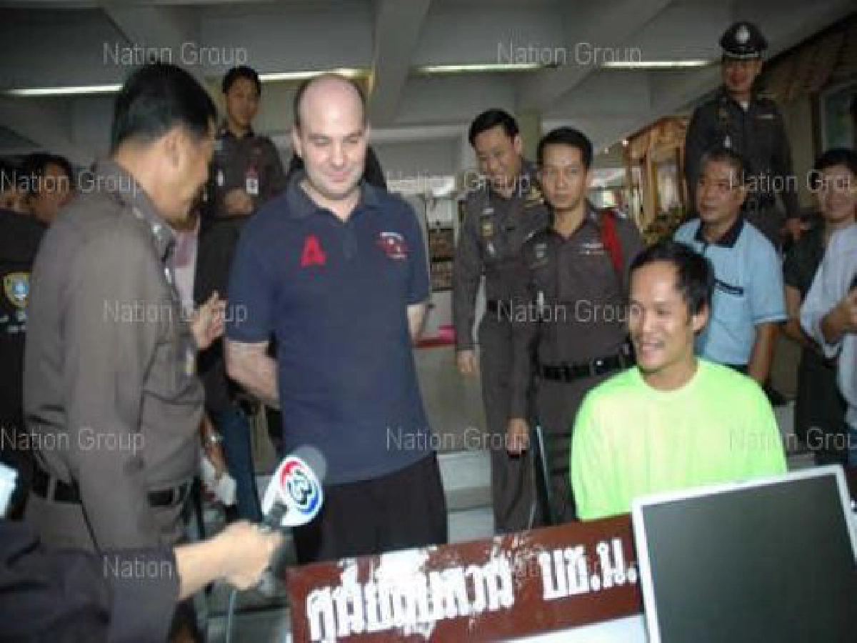 รวบโชเฟอร์แท็กซี่ลักทรัพย์นักท่องเที่ยว
