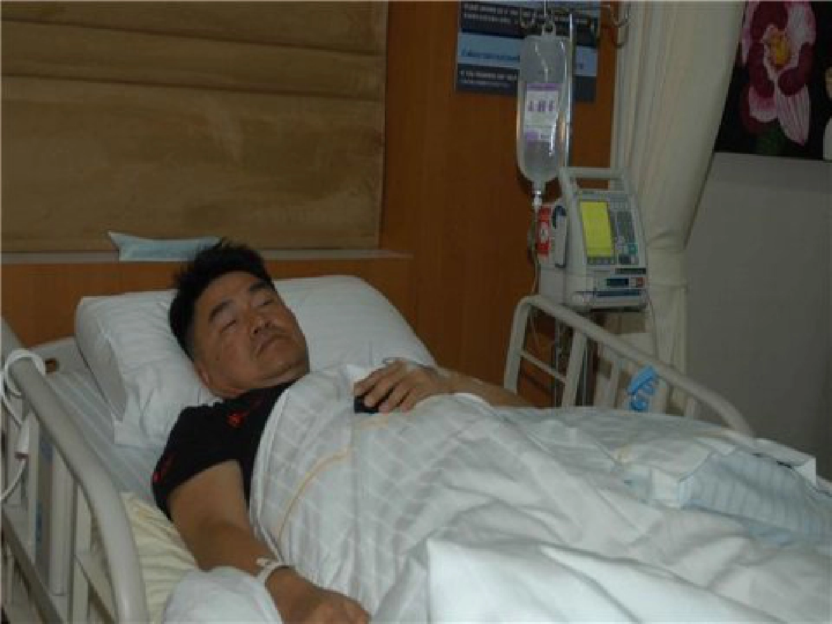 ผู้การ 1 เดี้ยง ! ตราโล่ถูกชนบนทางด่วน ผู้การ 1 เดี้ยง ! ตราโล่ถูกชนบนทางด่วน