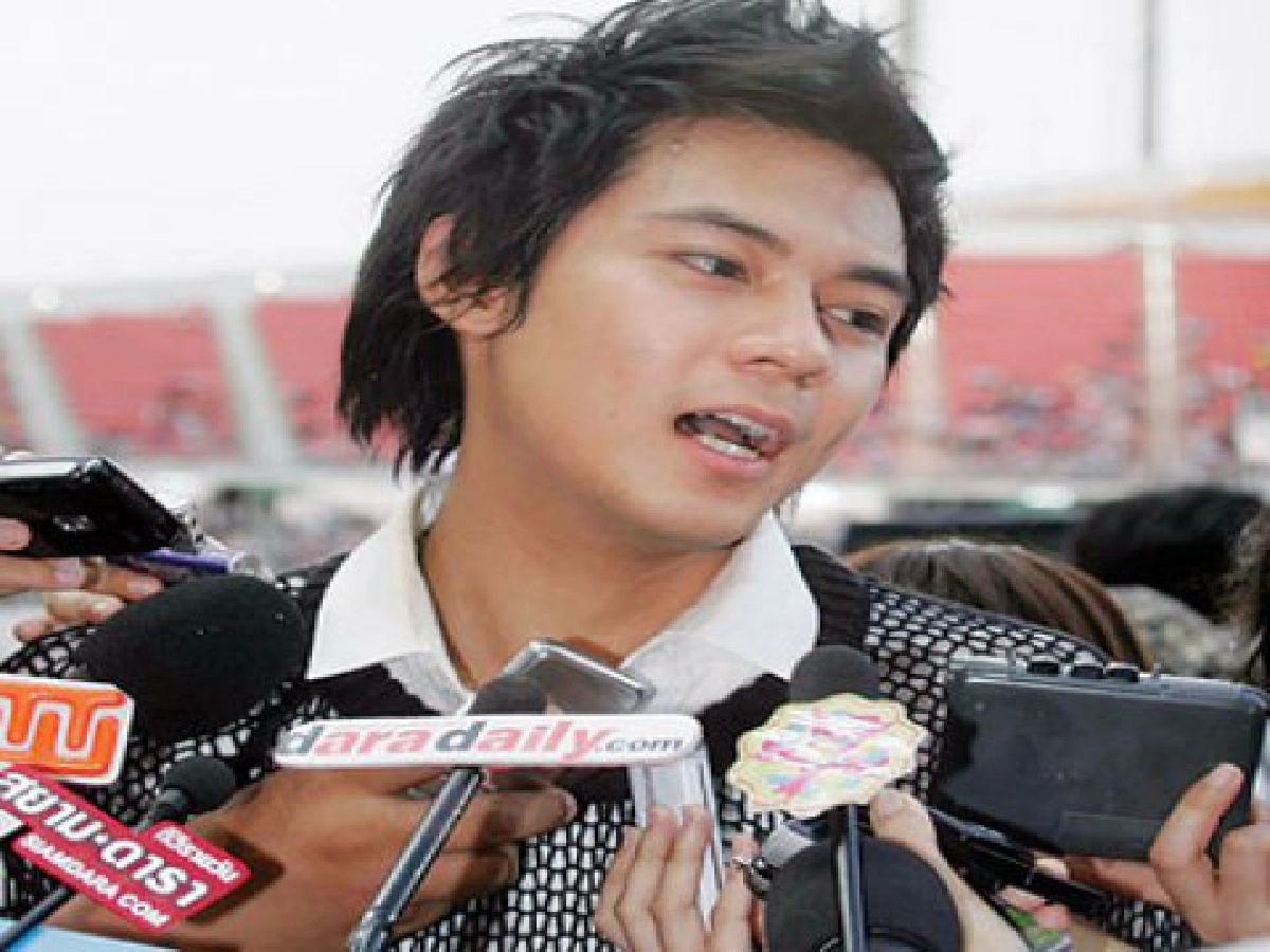 "แดน"ฉุนข่าวกอดผู้ชายที่วังหินยันไม่กลัวตอกย้ำภาพเกย์