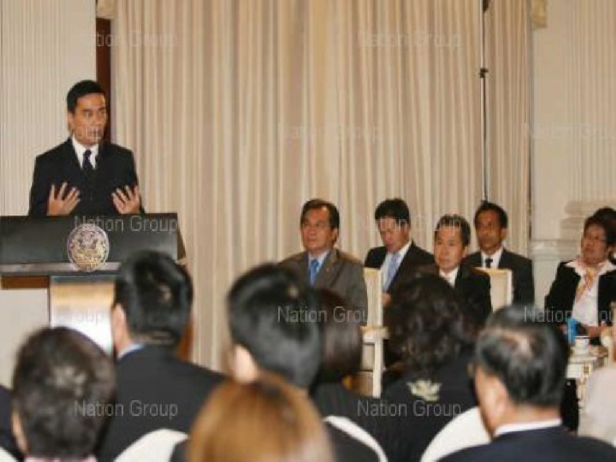 มาร์คยันลดภาระปชช.วางรากฐานอนาคต มาร์คยันลดภาระปชช.วางรากฐานอนาคต
