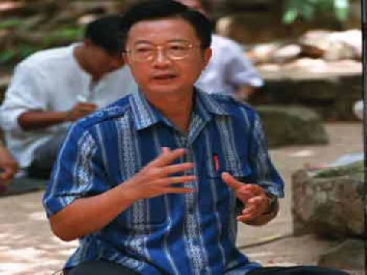 กาวใจแก้ปัญหาสุขภาพเลขาฯสช.นพ.อำพล จินดาวัฒนะ 