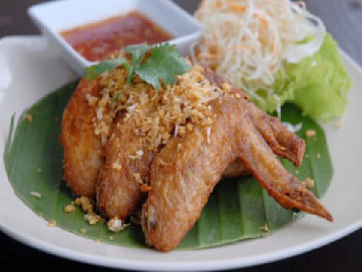 เนื้อไทยย่าง น้ำจิ้มรสเด็ดร้าน"โคขุนปาร์ค" เนื้อไทยย่าง น้ำจิ้มรสเด็ดร้าน"โคขุนปาร์ค"
