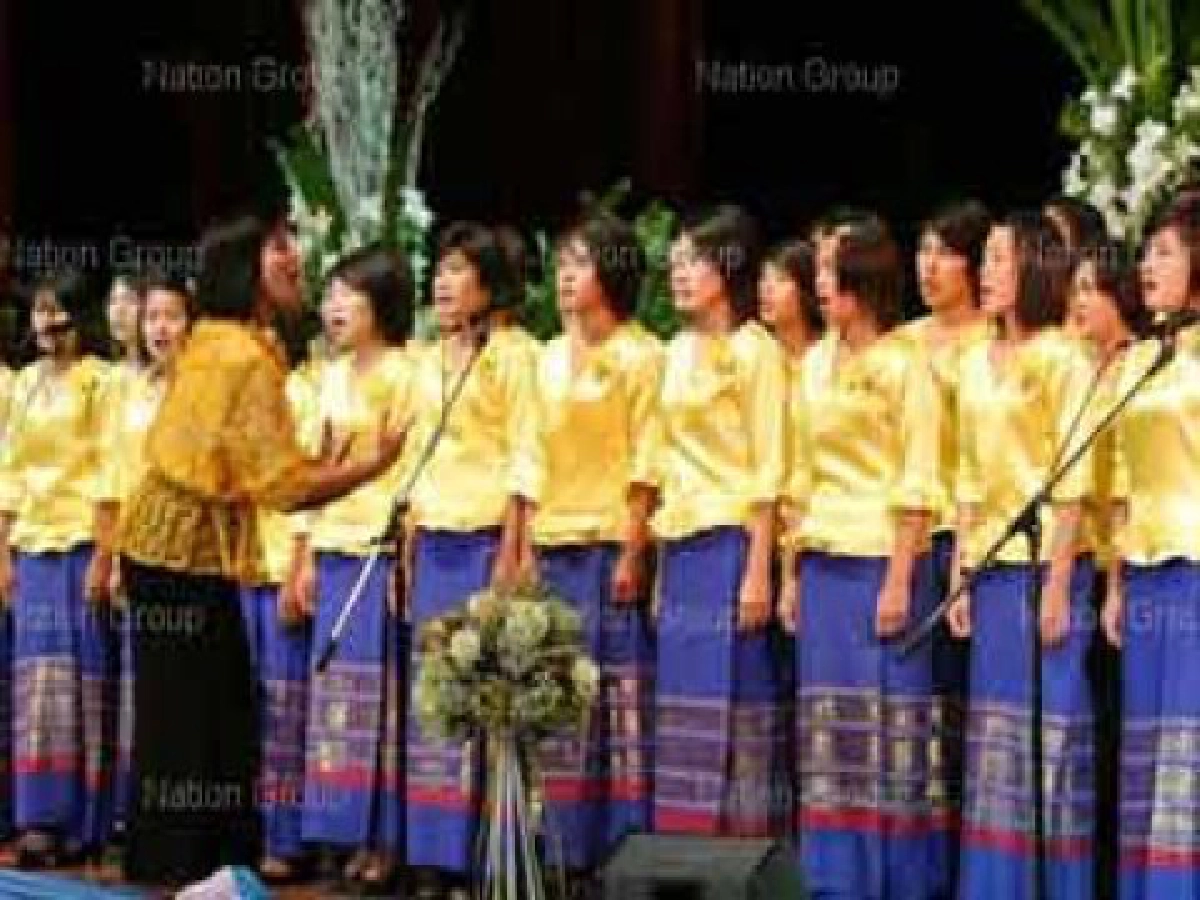 อวดไหมไทยสู่เอเชียเทิดพระเกียรติราชินี อวดไหมไทยสู่เอเชียเทิดพระเกียรติราชินี