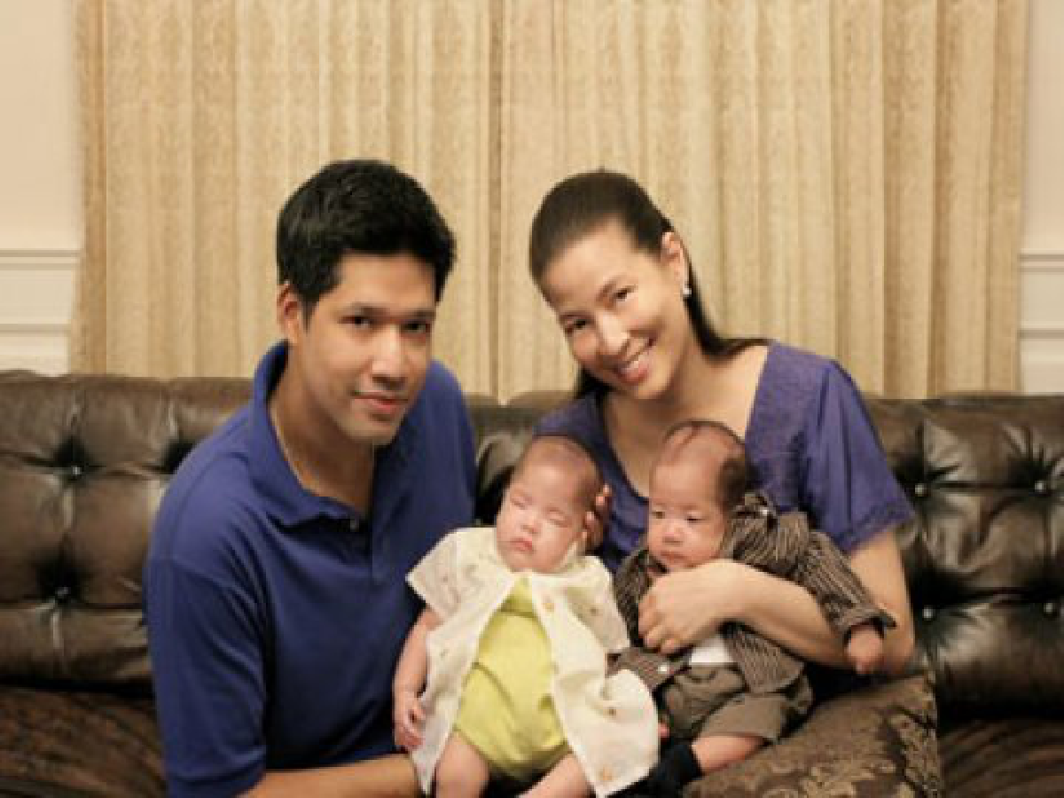 "แม่รุ่นใหม่" ให้การ "ฉันต้องทำได้"
"แม่รุ่นใหม่" ให้การ "ฉันต้องทำได้"