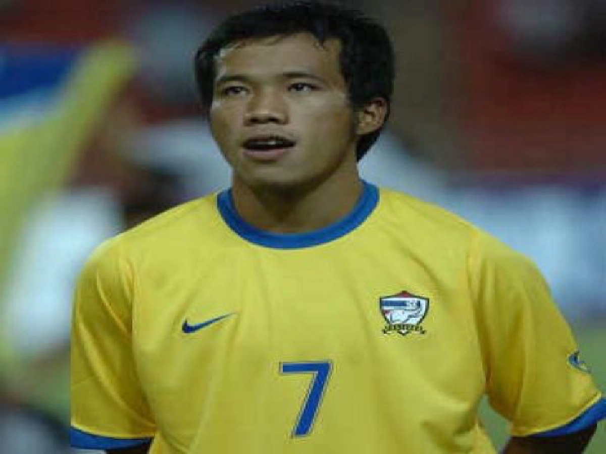 "อาร์เซนอล"เชิญดัสกร
บินทดสอบแข้ง
ต้นเดือนหน้าเซ็นฮองอันห์