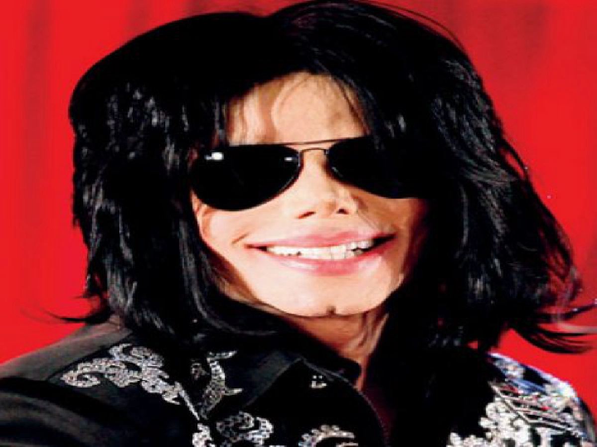 คลิปวิดีโอไมเคิลยังไม่ตายว่อนเน็ต คลิปวิดีโอไมเคิลยังไม่ตายว่อนเน็ต