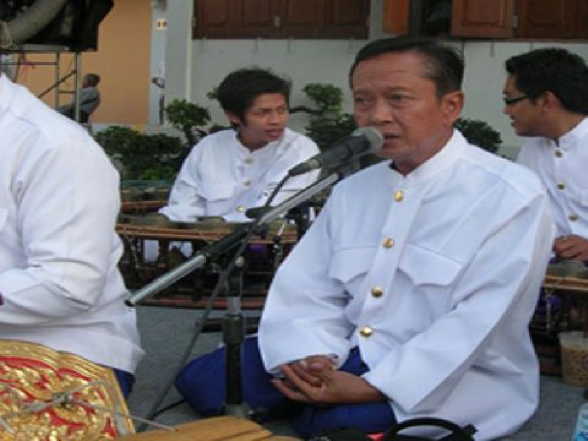 โลกใบนี้ดนตรีไทย - พระเทวดา