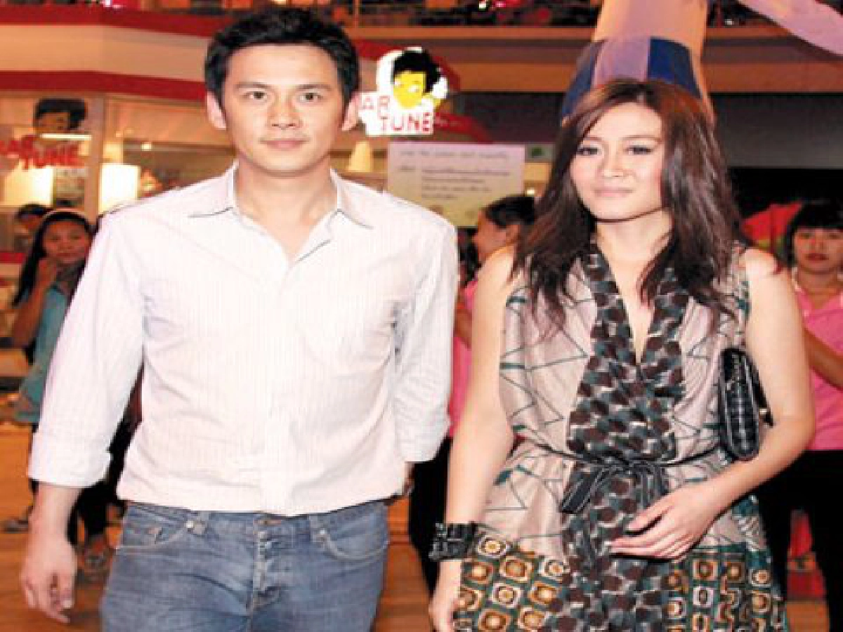 คบกันหวังผลเมื่อคนบันเทิงโดนกล่าวหา"สร้างกระแส" คบกันหวังผลเมื่อคนบันเทิงโดนกล่าวหา"สร้างกระแส"