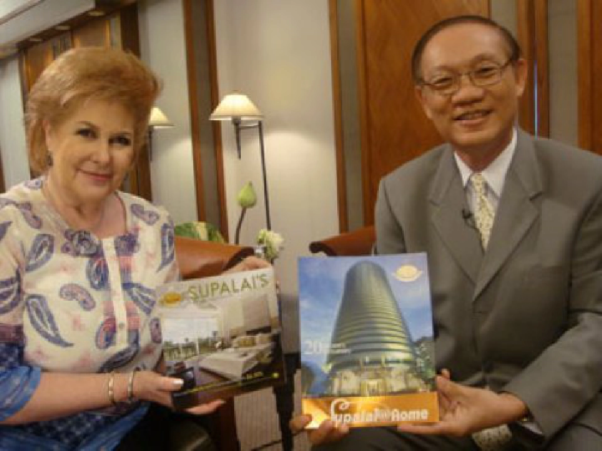 พฤหัสบดีที่ 3 กันยายน 2552
พฤหัสบดีที่ 3 กันยายน 2552