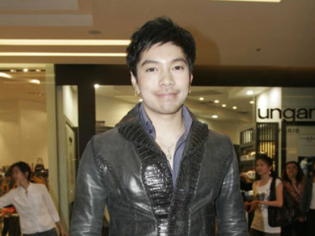 เสาร์ที่ 5 กันยายน 2552

