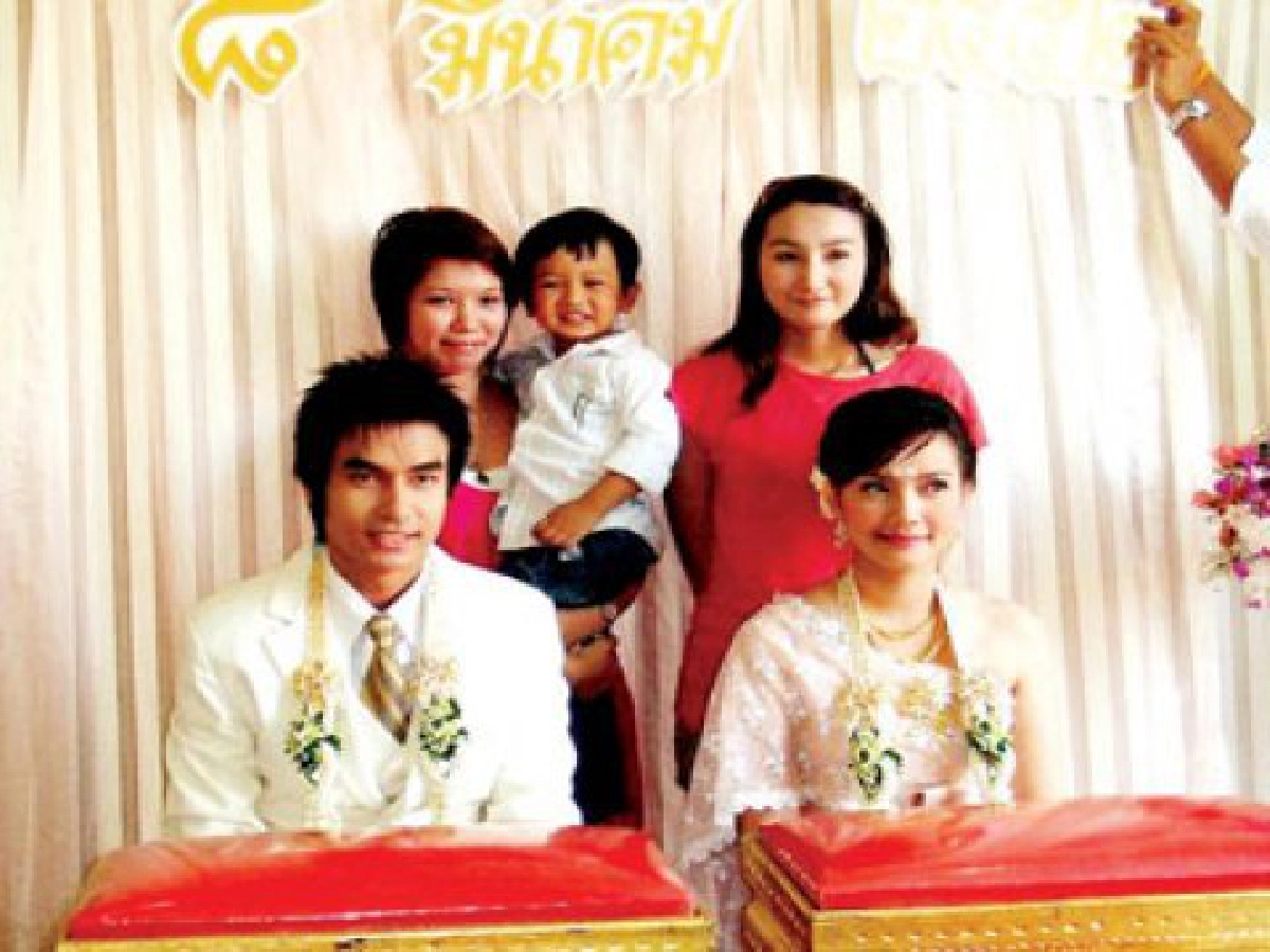 วิวาห์เงียบใหญ่โต้เมียท้องก่อนแต่ง วิวาห์เงียบใหญ่โต้เมียท้องก่อนแต่ง