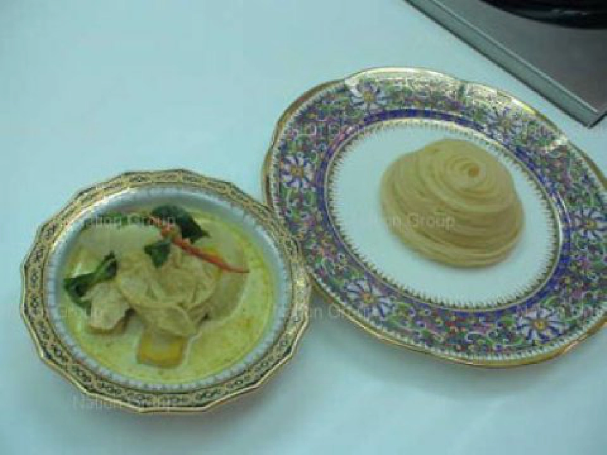 สปาเกตตีหมกข้าวแกงเขียวหวาน (เจ)
สปาเกตตีหมกข้าวแกงเขียวหวาน (เจ)