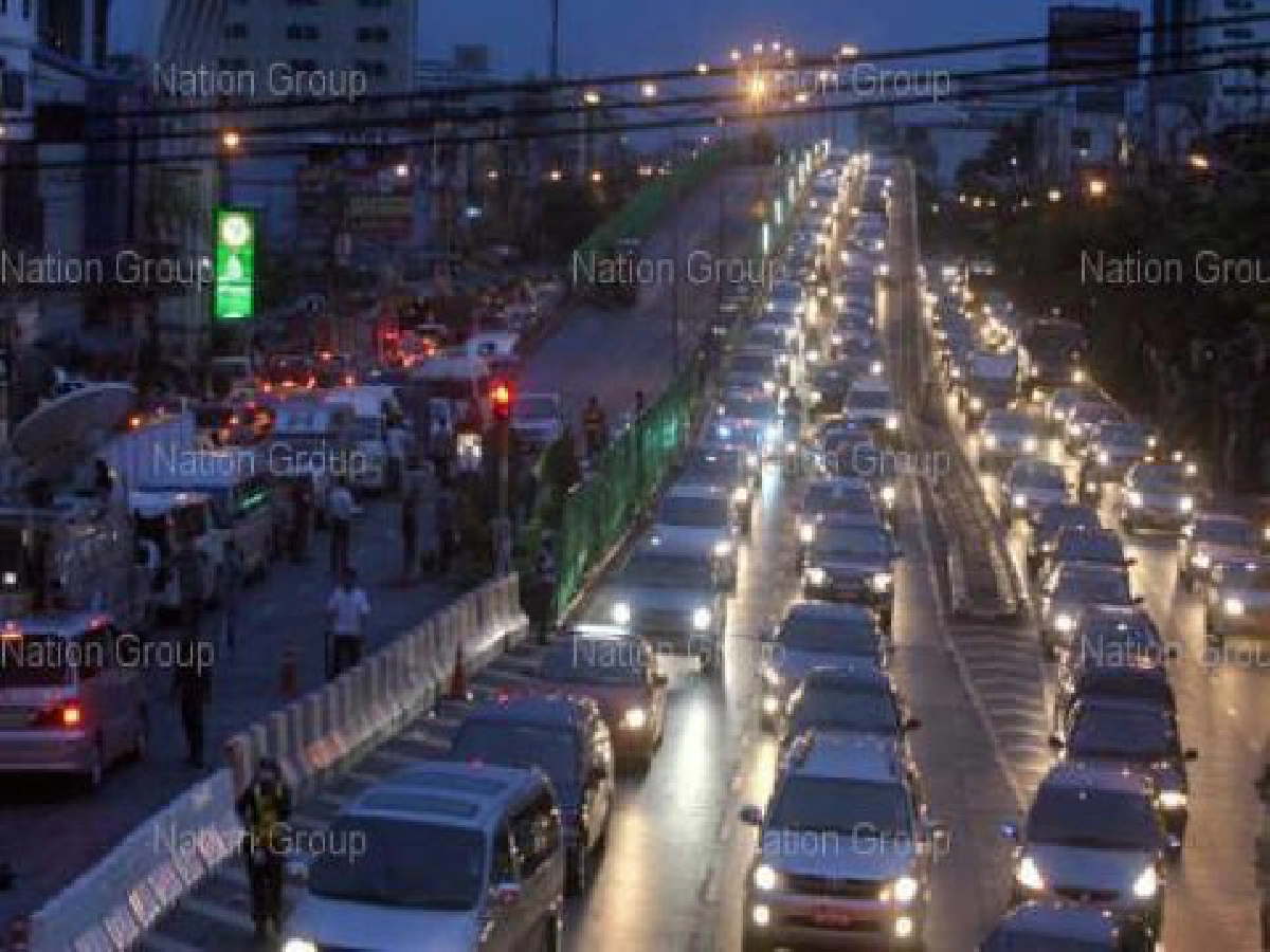 กทม.ปิดซ่อมสะพานข้ามแยกบางพลัด กทม.ปิดซ่อมสะพานข้ามแยกบางพลัด
