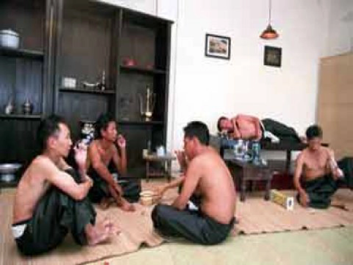 โรงฝิ่นหลงยุค...2009