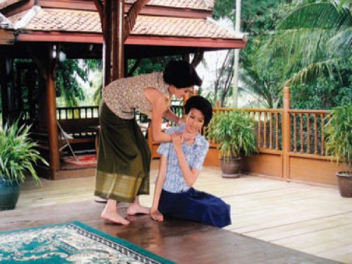 "เจี๊ยบ-ไอซ์" ตบกันแหลก
ศึกเมียหลวงเมียน้อย
"เจี๊ยบ-ไอซ์" ตบกันแหลก
ศึกเมียหลวงเมียน้อย