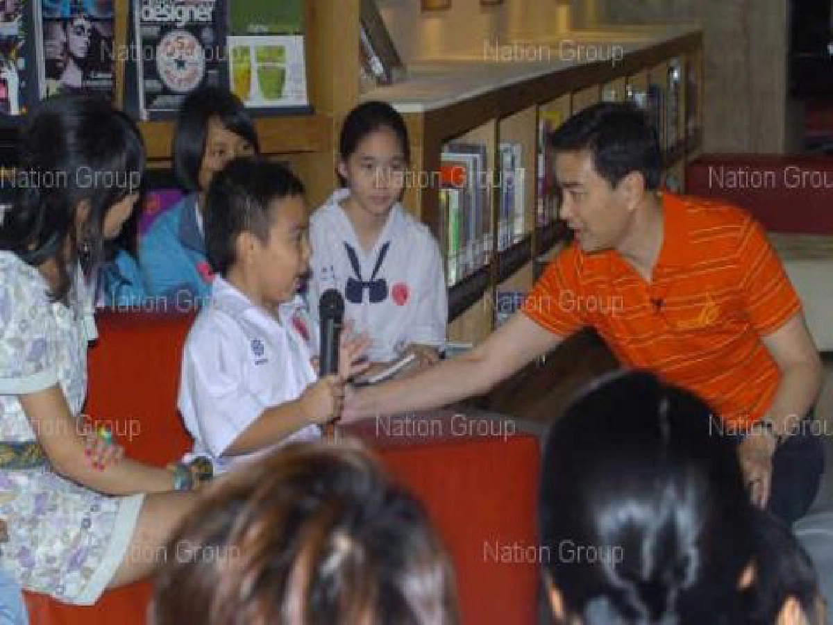 น้องเดียวถามทำไมผู้ใหญ่ชอบแจกกล้วย-ขัดแย้งกัน น้องเดียวถามทำไมผู้ใหญ่ชอบแจกกล้วย-ขัดแย้งกัน