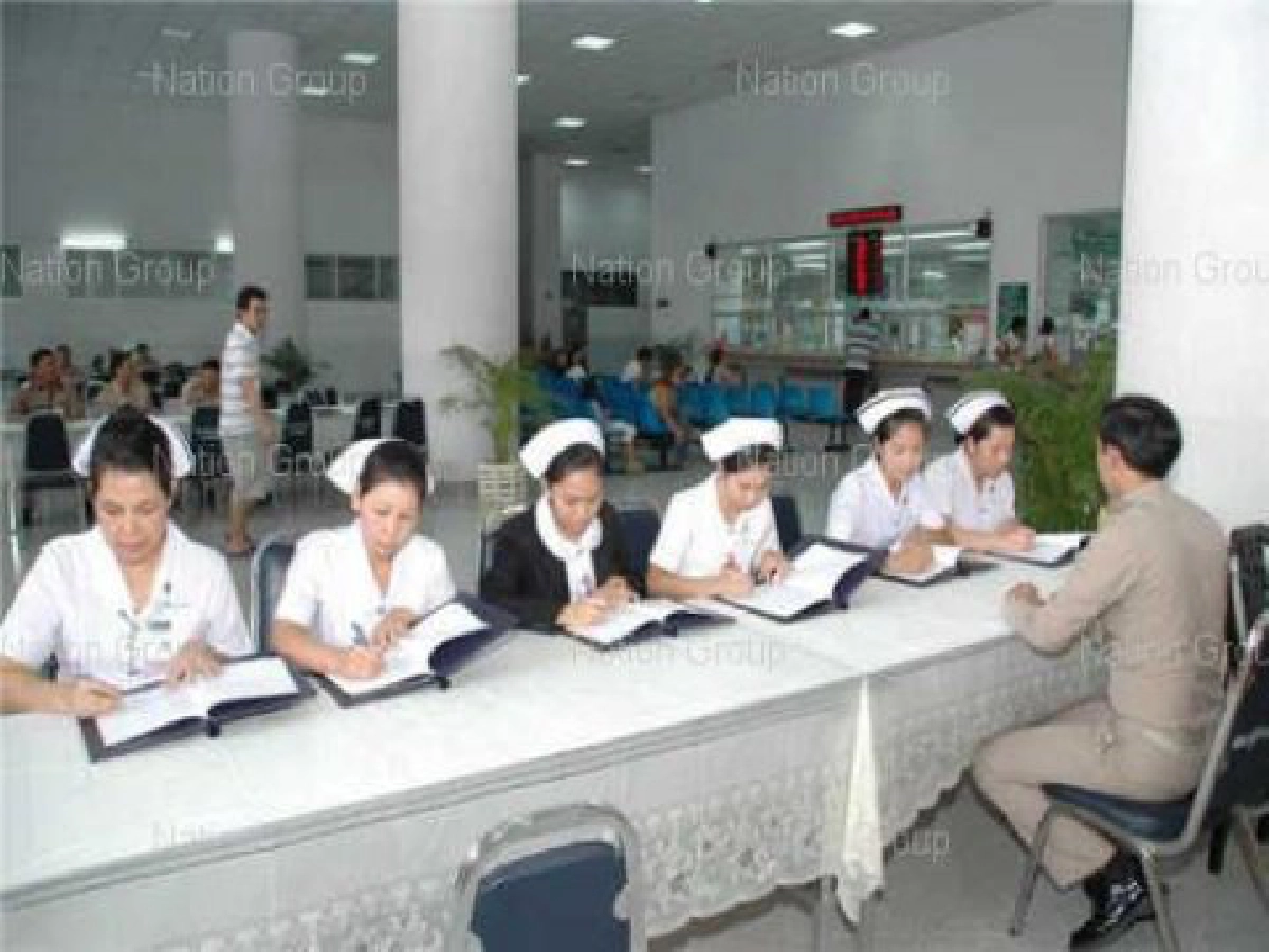 "ในหลวง"ทรงเป็นไข้-เสวยได้น้อยลง "ในหลวง"ทรงเป็นไข้-เสวยได้น้อยลง
